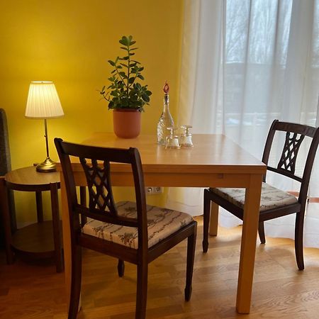 Privatunterkunft Kleiner Balkon In Muenchen West 外观 照片