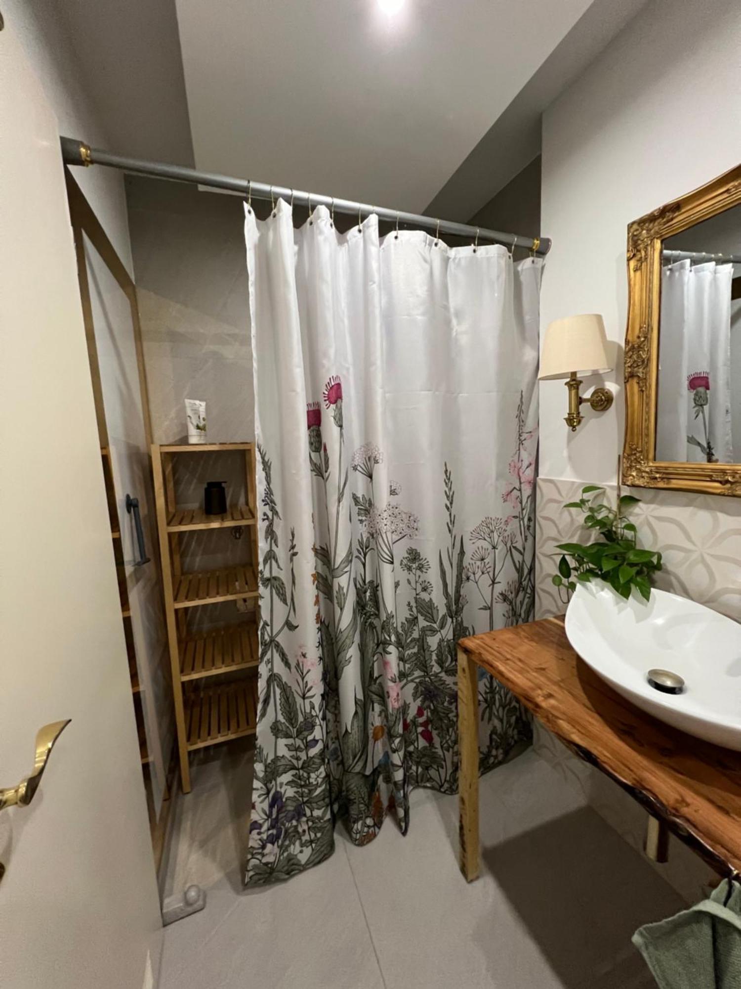 Privatunterkunft Kleiner Balkon In Muenchen West 外观 照片